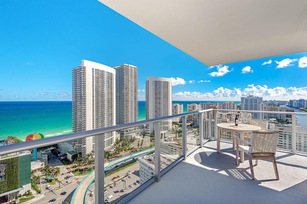 Апартаменты Wrap Around Balcony - Insane Views - Amazing Pools Голливуд Экстерьер фото