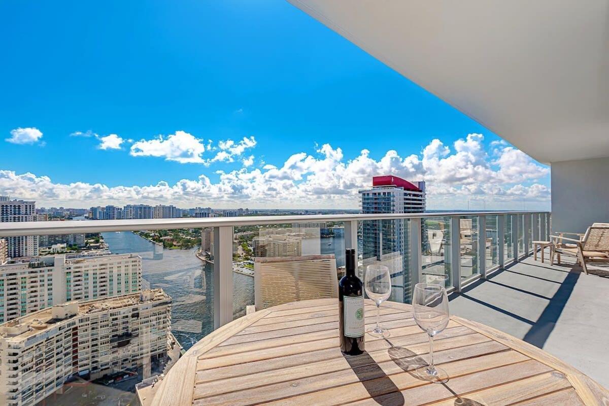 Апартаменты Wrap Around Balcony - Insane Views - Amazing Pools Голливуд Экстерьер фото