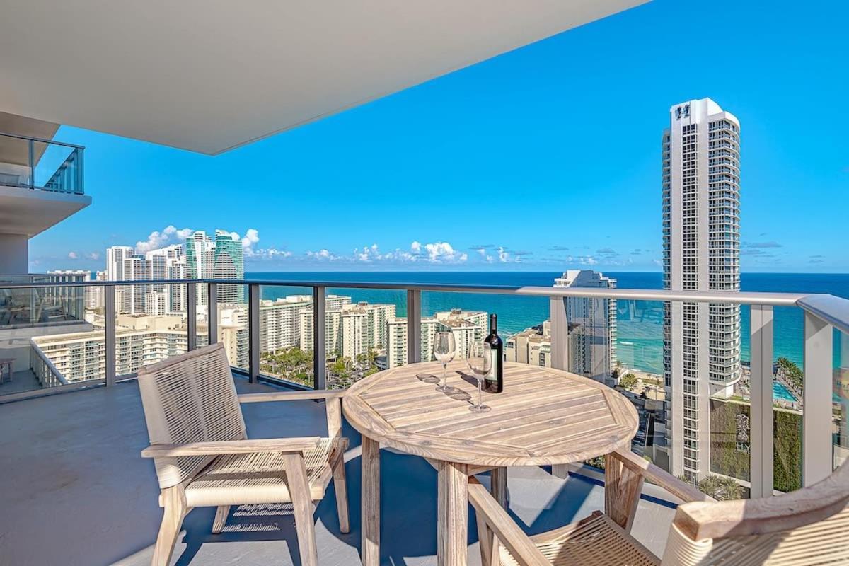Апартаменты Wrap Around Balcony - Insane Views - Amazing Pools Голливуд Экстерьер фото