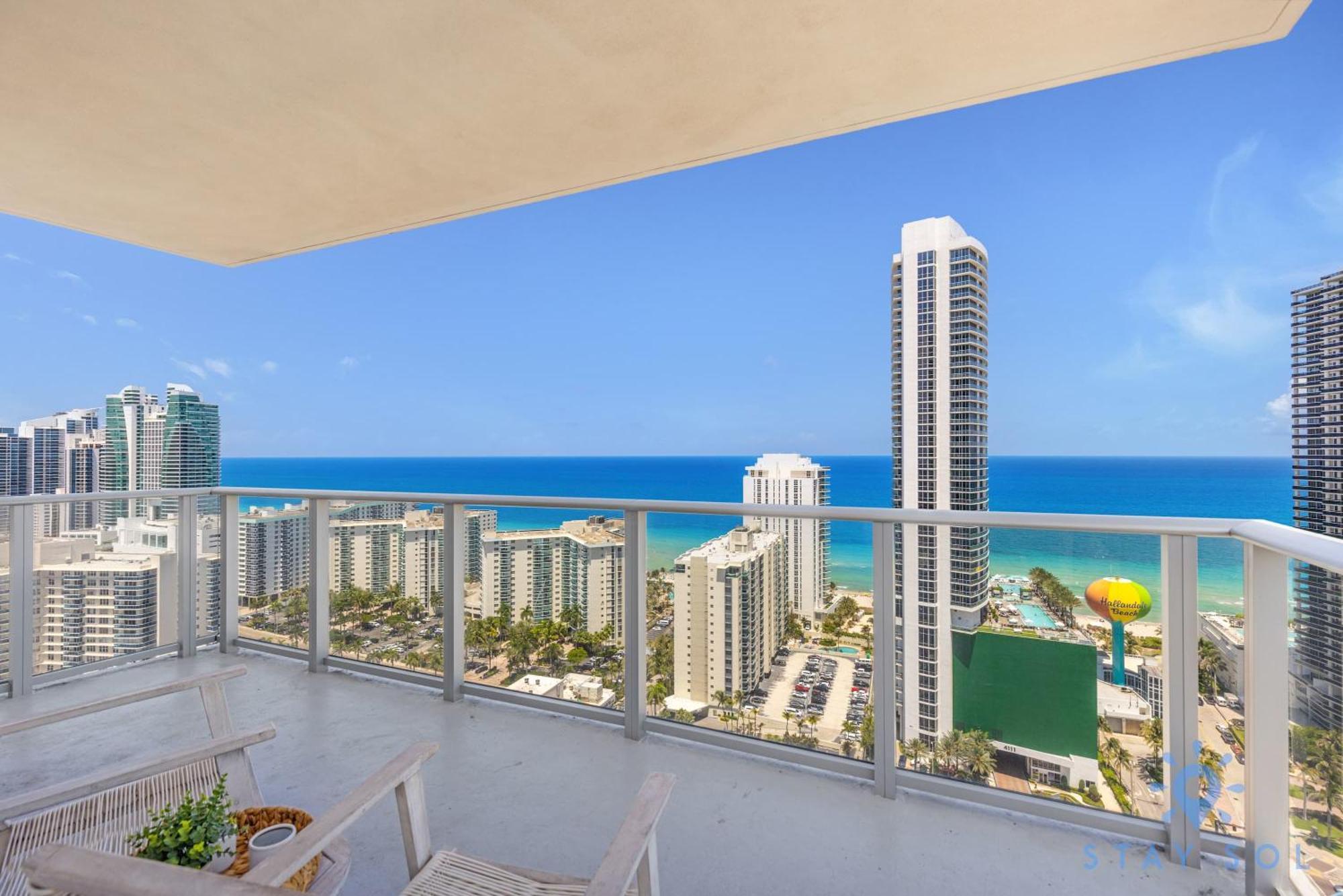 Апартаменты Wrap Around Balcony - Insane Views - Amazing Pools Голливуд Экстерьер фото